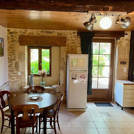 La Vieille Ferme: Superbe Complexe De 3 Gites En Pierre Avec Piscine Au Coeur Du Perigord Noir Saint-Genies Dış mekan fotoğraf