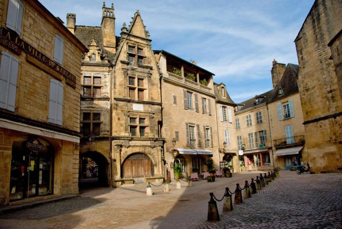 La Vieille Ferme: Superbe Complexe De 3 Gites En Pierre Avec Piscine Au Coeur Du Perigord Noir Saint-Genies Dış mekan fotoğraf