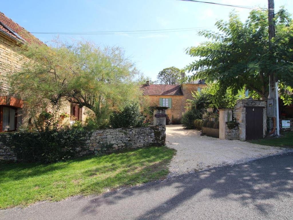 La Vieille Ferme: Superbe Complexe De 3 Gites En Pierre Avec Piscine Au Coeur Du Perigord Noir Saint-Genies Dış mekan fotoğraf