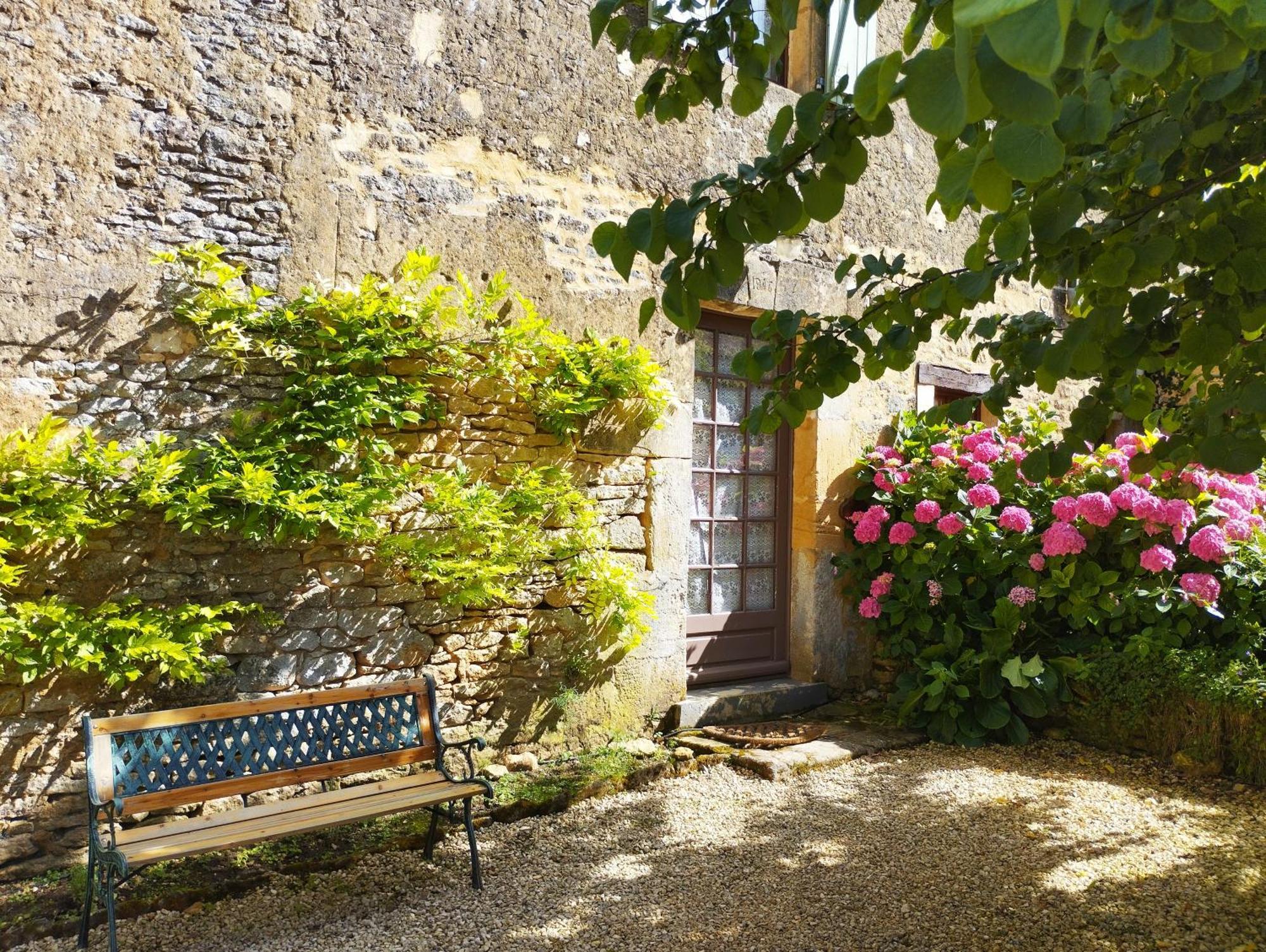 La Vieille Ferme: Superbe Complexe De 3 Gites En Pierre Avec Piscine Au Coeur Du Perigord Noir Saint-Genies Dış mekan fotoğraf